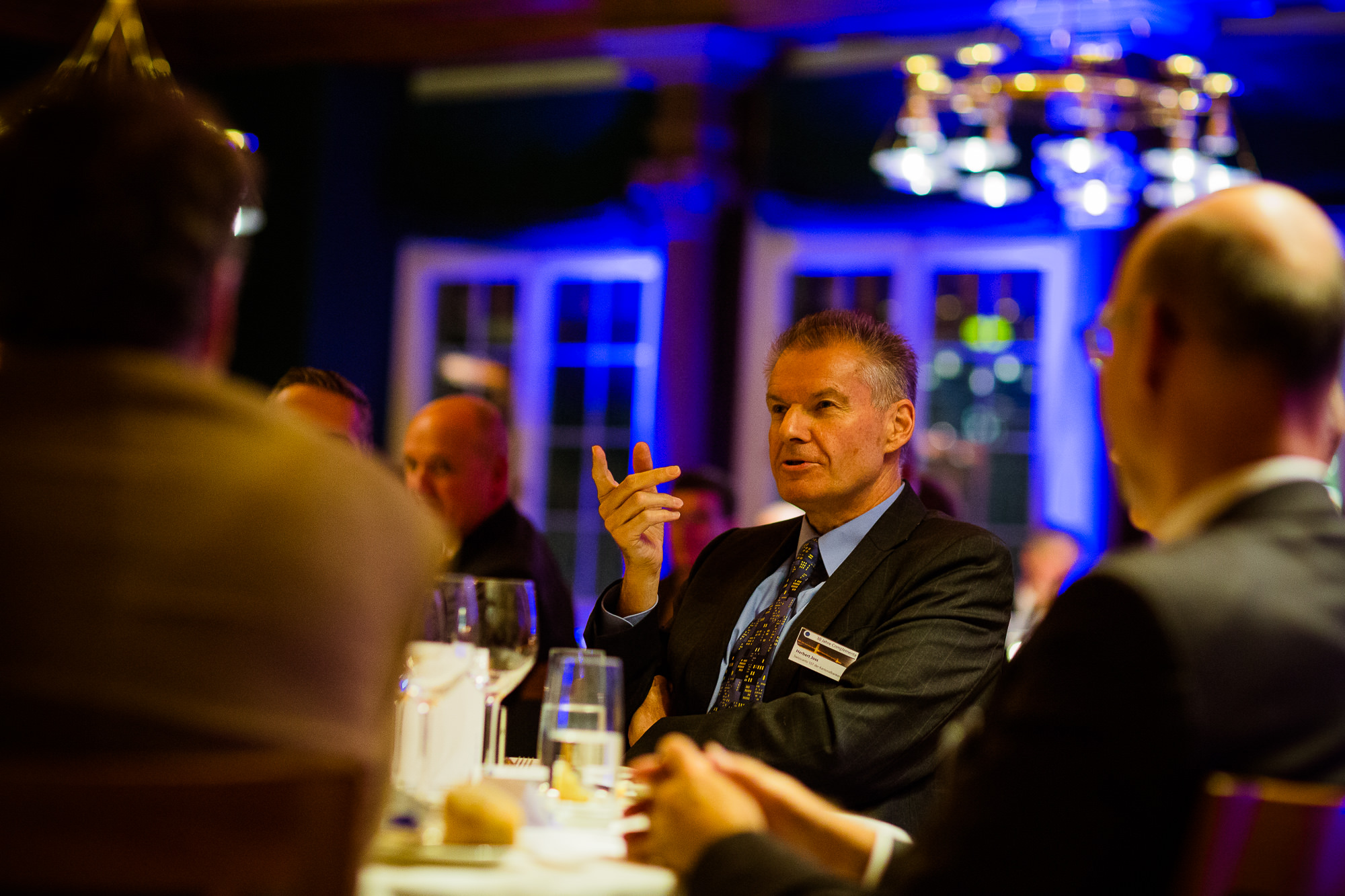 Export x3 5D3 0622 Businessauftrag Complementa 2014